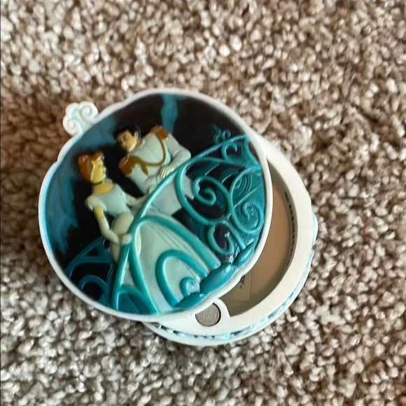 Cinderella and Prince Charming pokitpal. By Olszewski - Picture 6 of 8